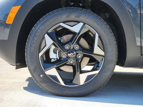 New 2026 Kia Seltos S image 7