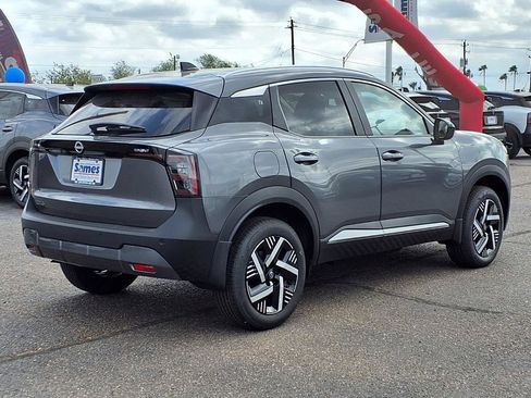 New 2026 Nissan Kicks SV w/ SV Premium Package FWD image 7