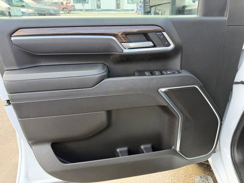 Used 2025 Chevrolet Silverado 2500 LT w/ Convenience Package image 15