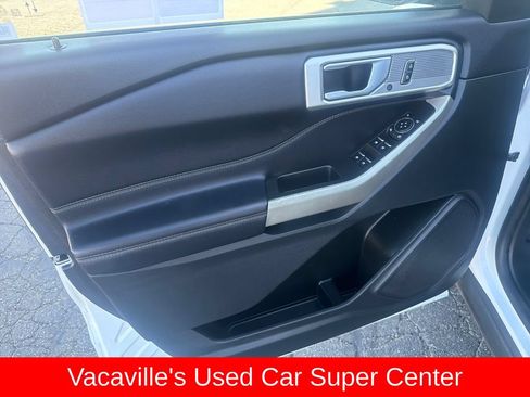 Used 2023 Ford Explorer Limited AWD/4WD image 10