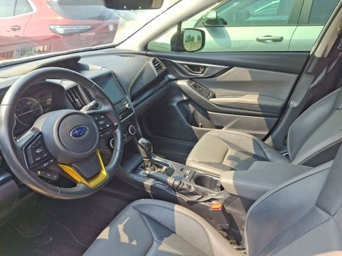 Used 2021 Subaru Crosstrek 2.5i Sport w/ Moonroof Package AWD/4WD image 9
