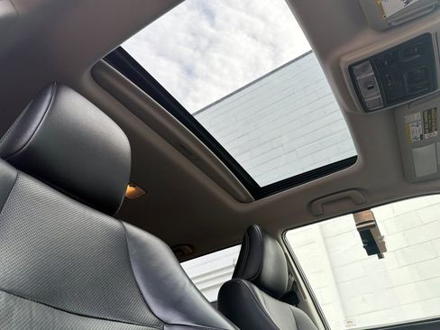 Used 2014 Toyota 4Runner Limited AWD/4WD image 17