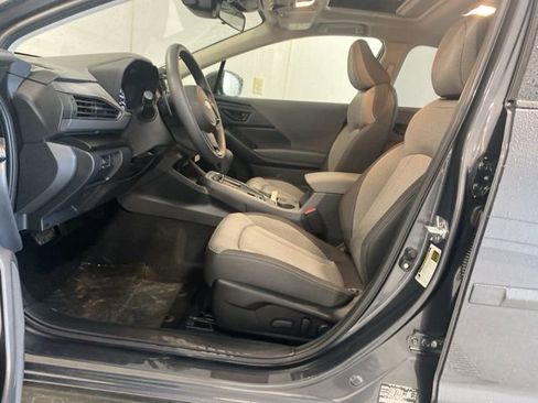 Used 2024 Subaru Crosstrek 2.0i Premium image 9