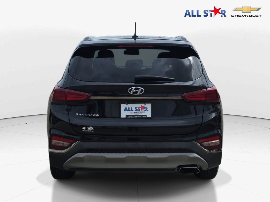 Used 2019 Hyundai Santa Fe SE FWD image 4