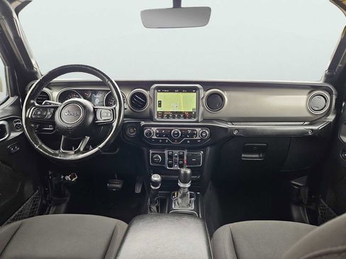 Used 2023 Jeep Gladiator Sport AWD/4WD image 11