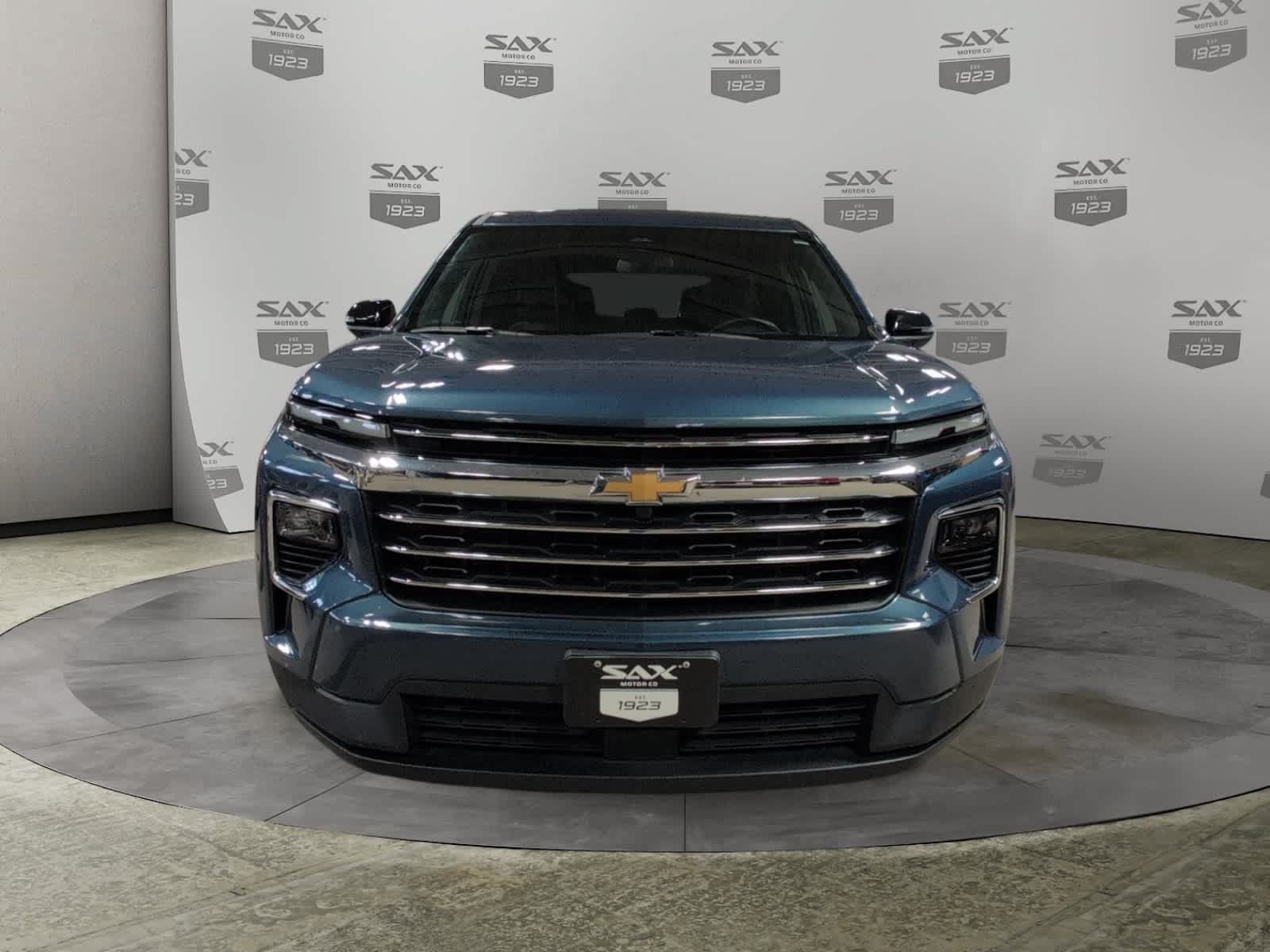 Used 2026 Chevrolet Traverse LT AWD/4WD image 8