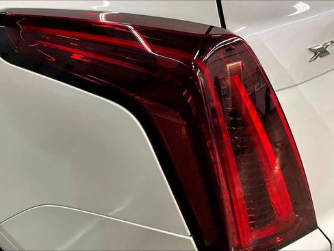 Used 2021 Cadillac XT5 Premium Luxury w/ LPO, Floor Liner Package AWD/4WD image 23