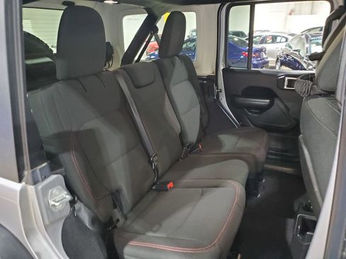 Used 2019 Jeep Wrangler Unlimited Rubicon AWD/4WD image 20