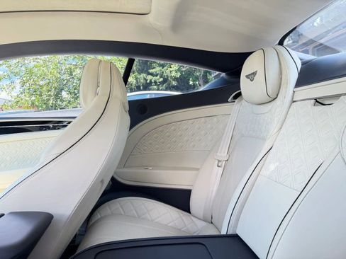 Used 2020 Bentley Continental GT AWD/4WD image 16