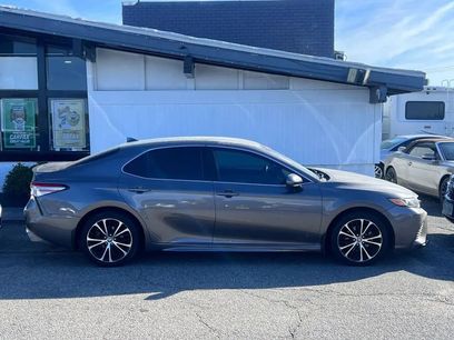 Used 2020 Toyota Camry SE
