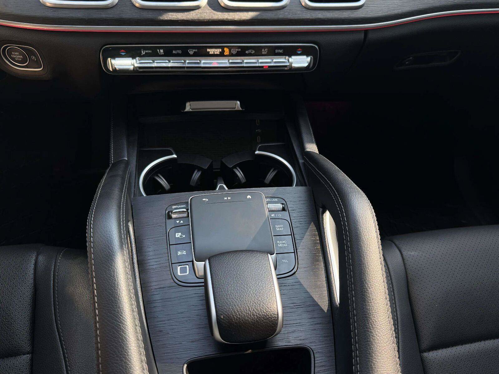 Used 2025 Mercedes-Benz GLE 350 4MATIC image 25