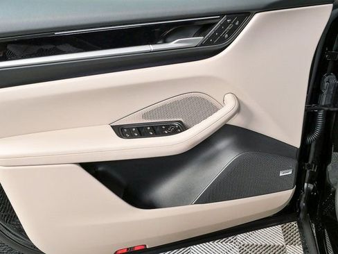 New 2026 Porsche Macan Electric image 6