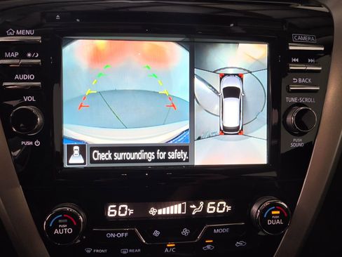 Used 2016 Nissan Murano Platinum w/ Platinum Technology Package AWD/4WD image 17