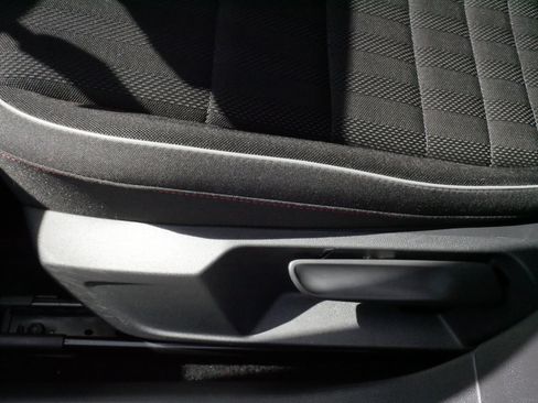 Used 2021 Volkswagen Jetta GLI FWD image 20