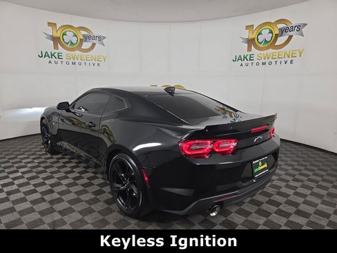 Certified 2022 Chevrolet Camaro LT image 6