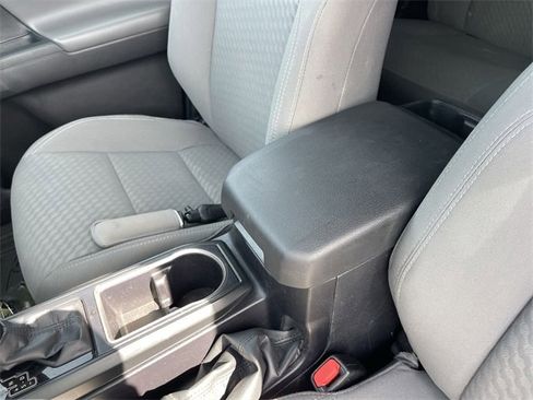 Used 2022 Toyota Tacoma SR image 20