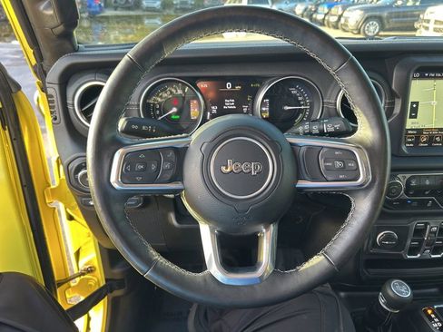 Used 2023 Jeep Wrangler Unlimited Sahara w/ Cold Weather Group image 16