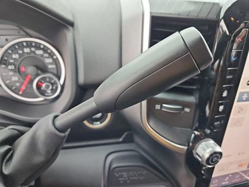 New 2026 RAM 2500 Big Horn AWD/4WD image 16