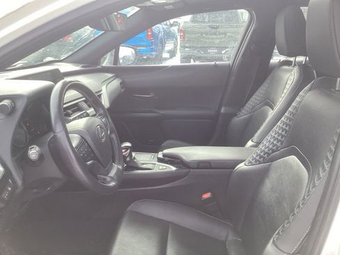 Used 2020 Lexus UX 250h w/ Premium Package image 16