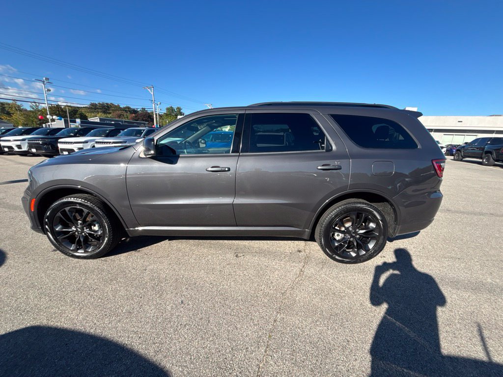 Used 2023 Dodge Durango GT AWD/4WD image 2