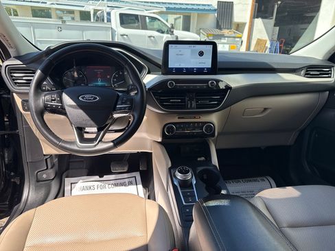 Used 2022 Ford Escape SEL FWD image 12
