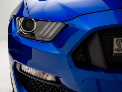 Used 2018 Ford Mustang Shelby GT350 w/ Electronics Package image 36