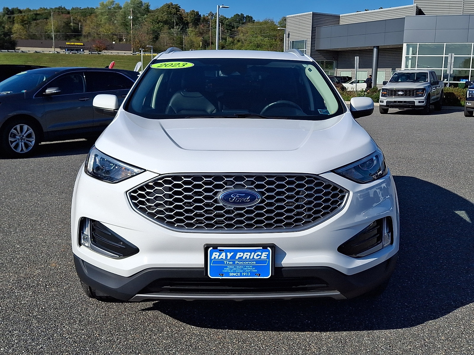 Used 2023 Ford Edge SEL w/ Convenience Package AWD/4WD image 2