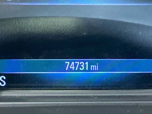 Used 2017 Buick Envision Essence FWD image 18