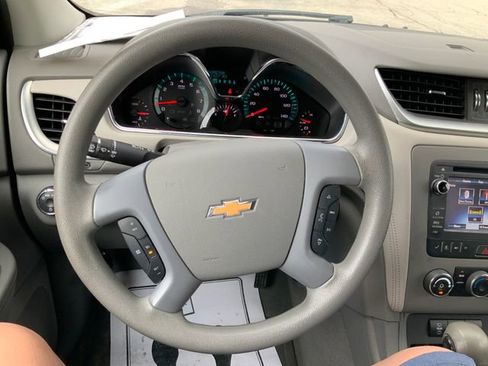 Used 2017 Chevrolet Traverse LS AWD/4WD image 22