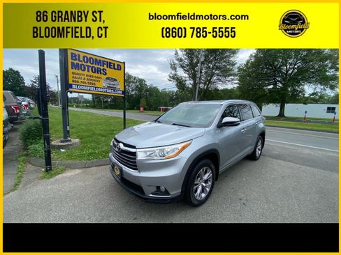 Used 2014 Toyota Highlander XLE image 1