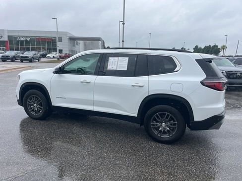Used 2026 GMC Acadia Elevation w/ LPO, Floor Liner Package FWD image 4