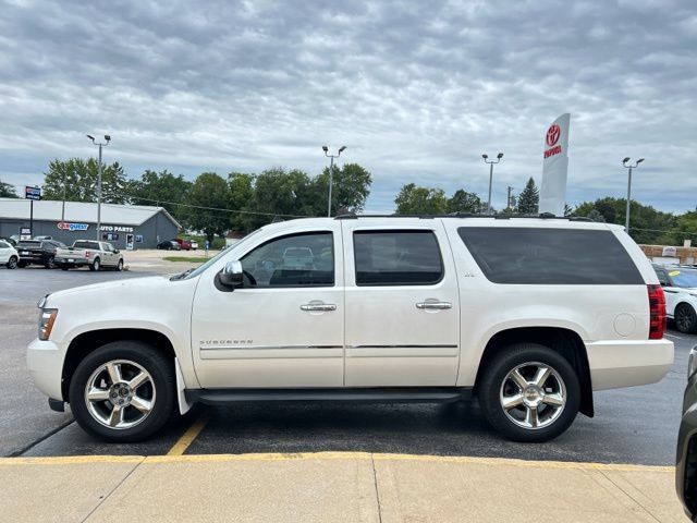 Used 2012 Chevrolet Suburban LTZ AWD/4WD image 6