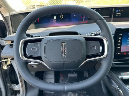 New 2026 Lincoln Nautilus Reserve AWD/4WD image 8
