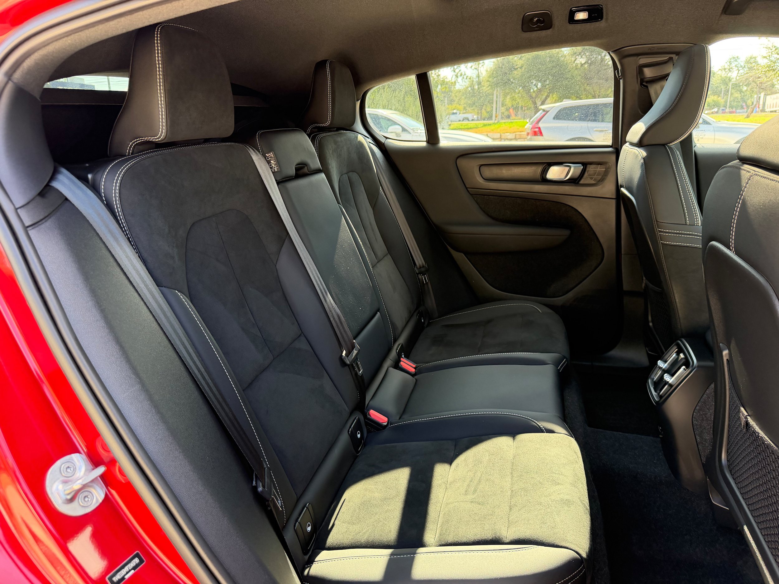 Certified 2023 Volvo C40 P8 Recharge Ultimate AWD/4WD image 12