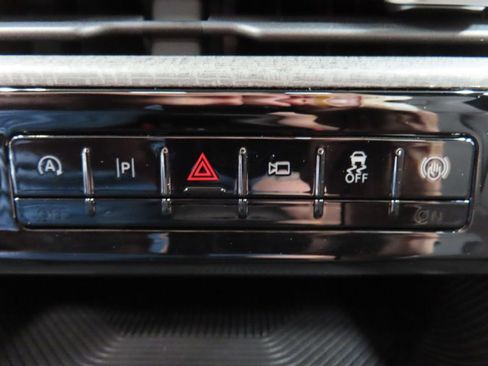 Used 2026 Ford Explorer Platinum AWD/4WD image 64