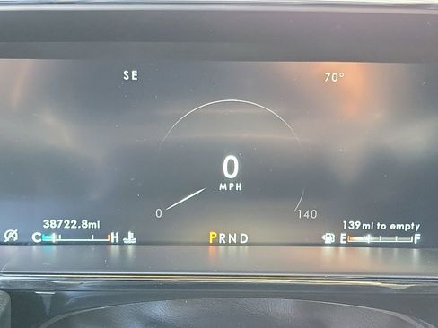 Used 2021 Lincoln Navigator Reserve image 9