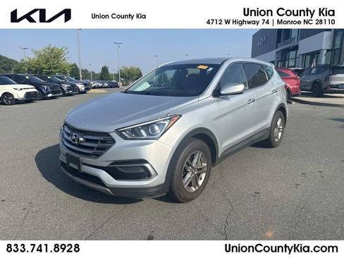 Used 2017 Hyundai Santa Fe Sport AWD/4WD image 1