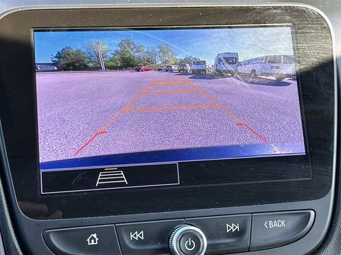 Used 2023 Chevrolet Malibu LT FWD image 26