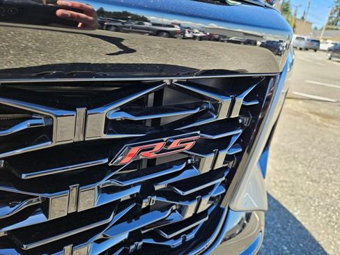 Used 2024 Chevrolet Traverse RS w/ LPO, Floor Liner Package AWD/4WD image 10