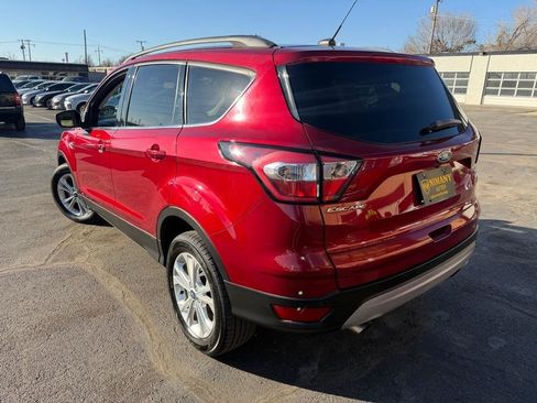 Used 2017 Ford Escape SE w/ Equipment Group 201A FWD image 40