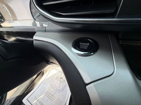 Used 2023 Ford Explorer XLT w/ Equipment Group 202A image 18