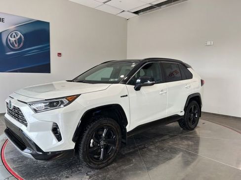 Used 2021 Toyota RAV4 XSE w/ XSE Grade Weather Package AWD/4WD image 2
