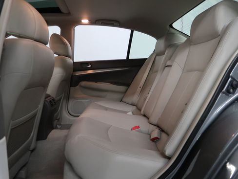 Used 2013 INFINITI G37 Journey w/ Premium Pkg RWD image 36