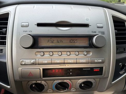 Used 2005 Toyota Tacoma 2WD Access Cab image 16