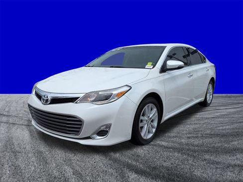Used 2014 Toyota Avalon XLE Premium FWD image 8