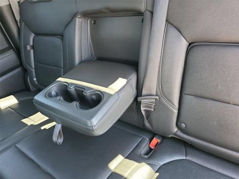 Used 2021 Chevrolet Silverado 1500 LT Trail Boss w/ Convenience Package II AWD/4WD image 42