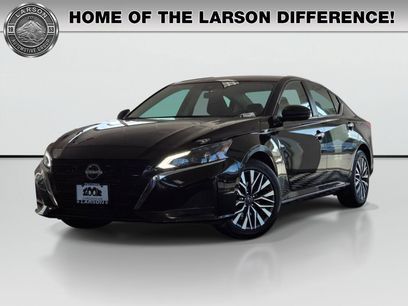 Used 2025 Nissan Altima 2.5 SV