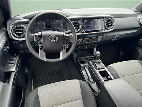 Used 2021 Toyota Tacoma TRD Sport AWD/4WD image 11