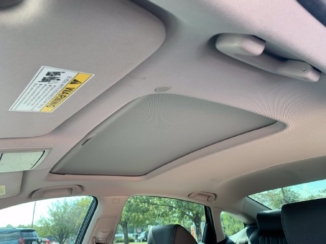 Used 2022 Honda Accord Touring image 12