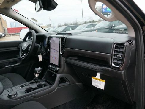 New 2025 Ford Ranger XLT w/ Equipment Group 301A High image 10